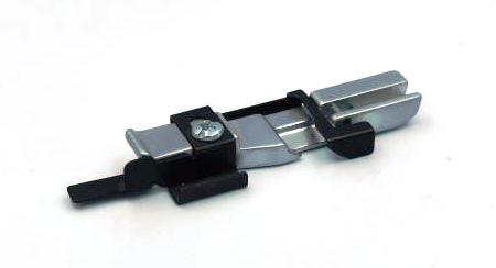 Лапка для вшивания тесьми с жемчуга к оверлокам JAGUAR